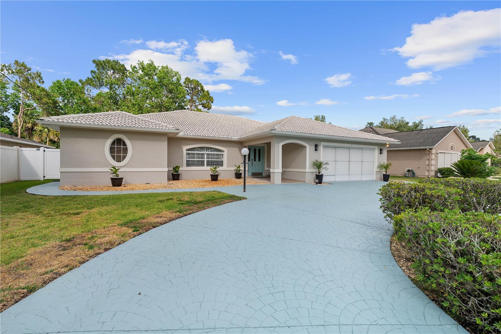 Image 4 of 47 For 55 Westgrill Drive