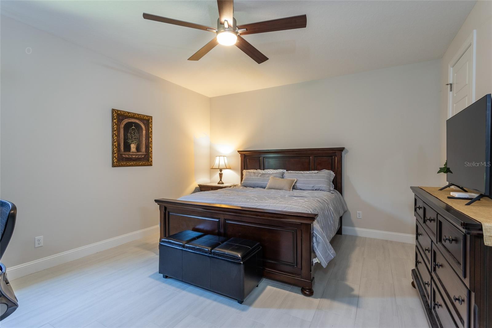 Image 33 of 55 For 431 Bourganville Drive