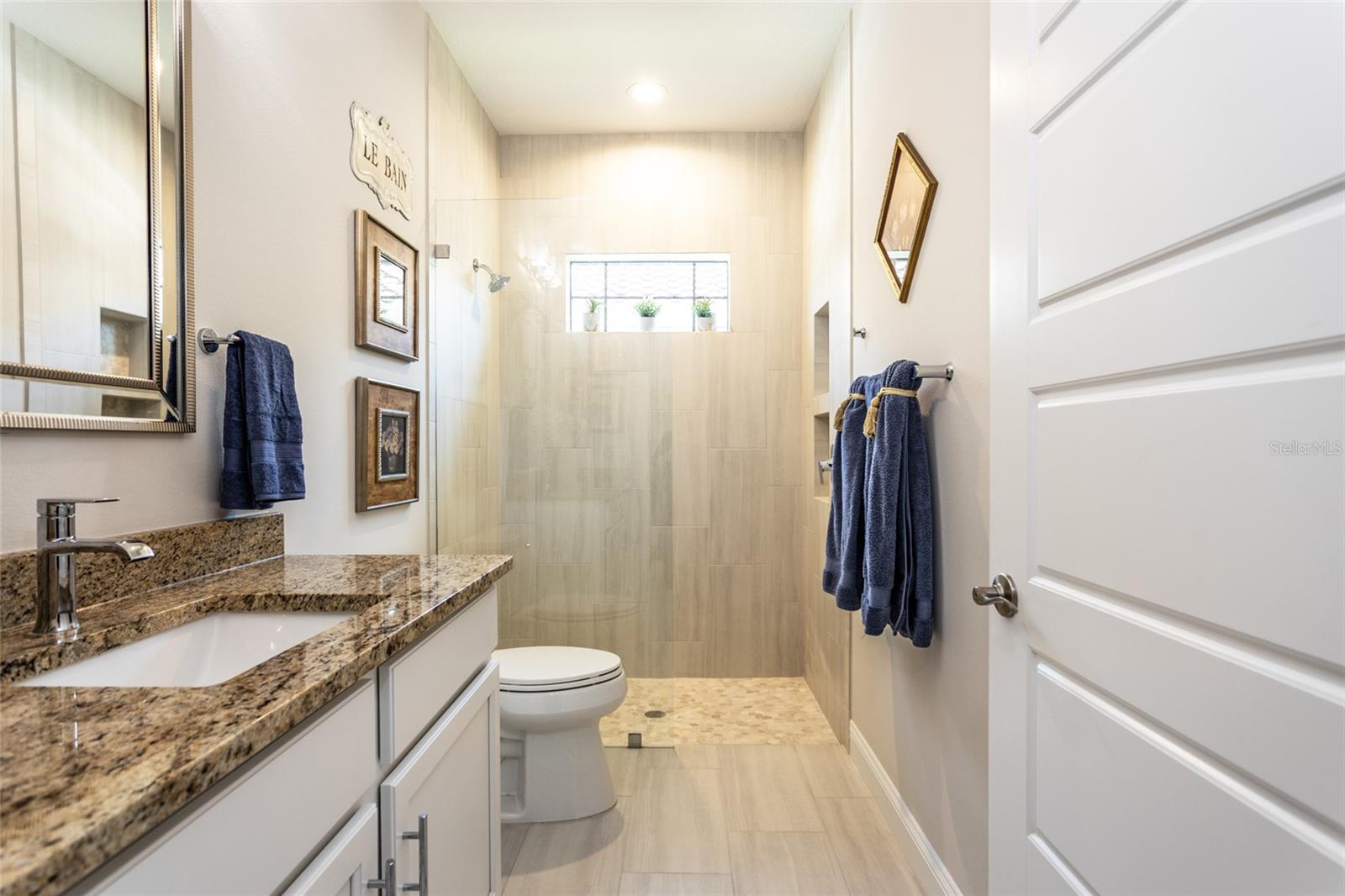 Image 36 of 55 For 431 Bourganville Drive