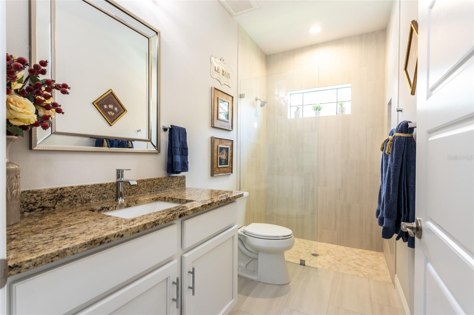 Image 39 of 55 For 431 Bourganville Drive