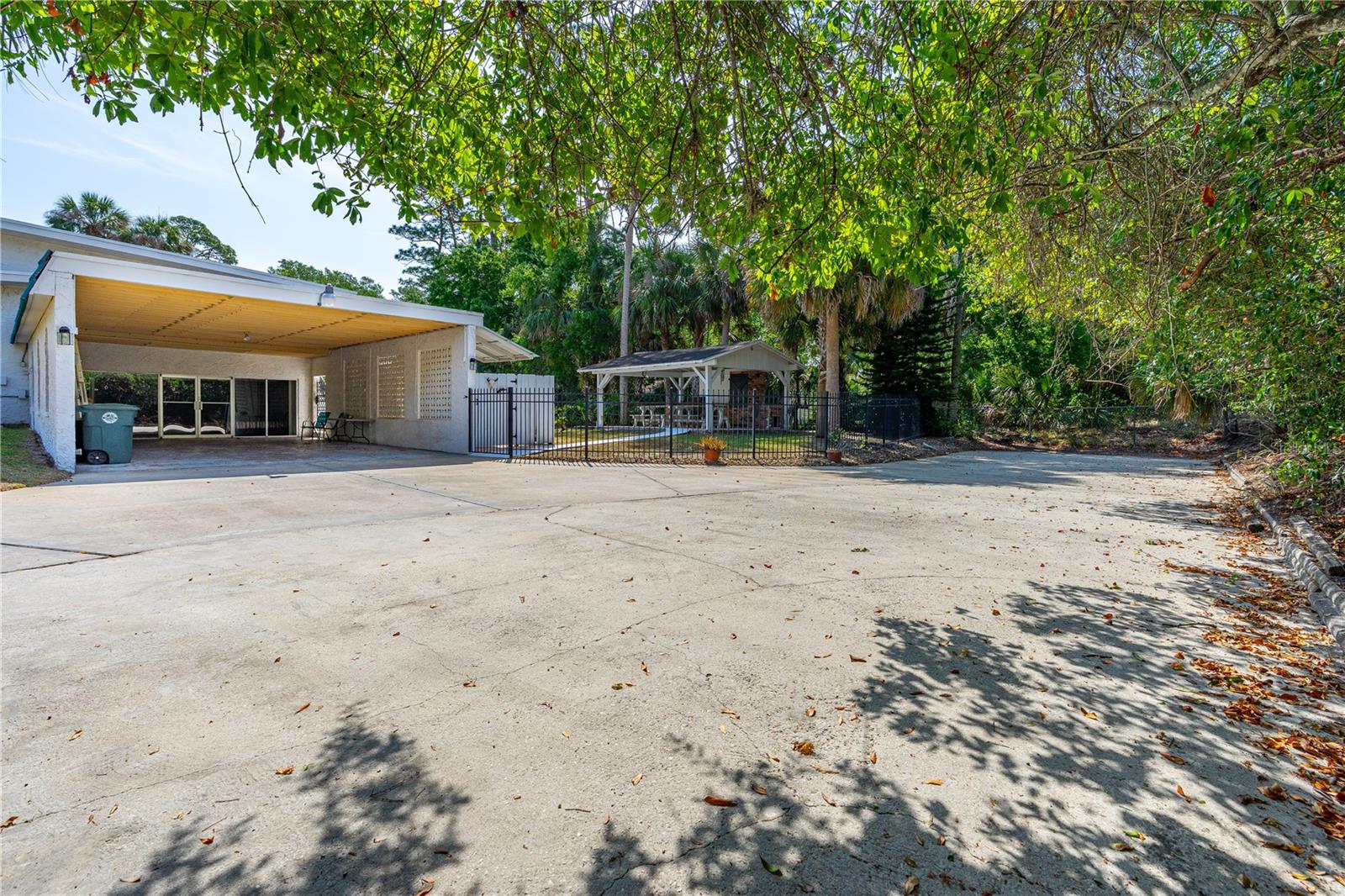 Image 6 of 79 For 1159 Magnolia Avenue