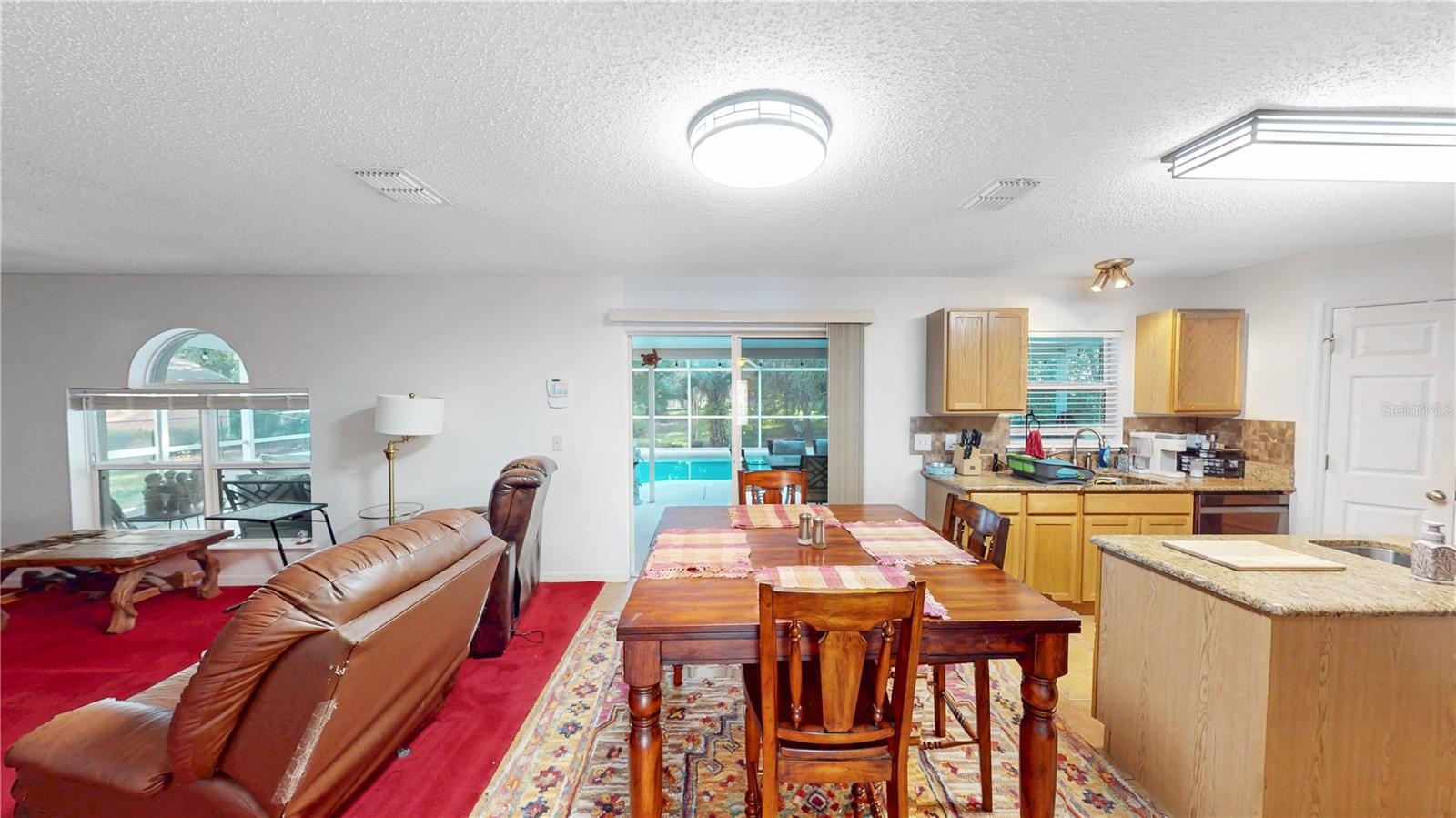 Image 10 of 31 For 124 Lindsay Drive