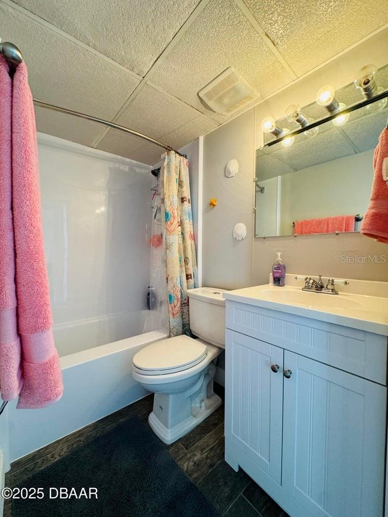 Image 16 of 32 For 2727 Atlantic Avenue 602