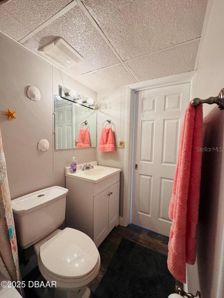 Image 17 of 32 For 2727 Atlantic Avenue 602