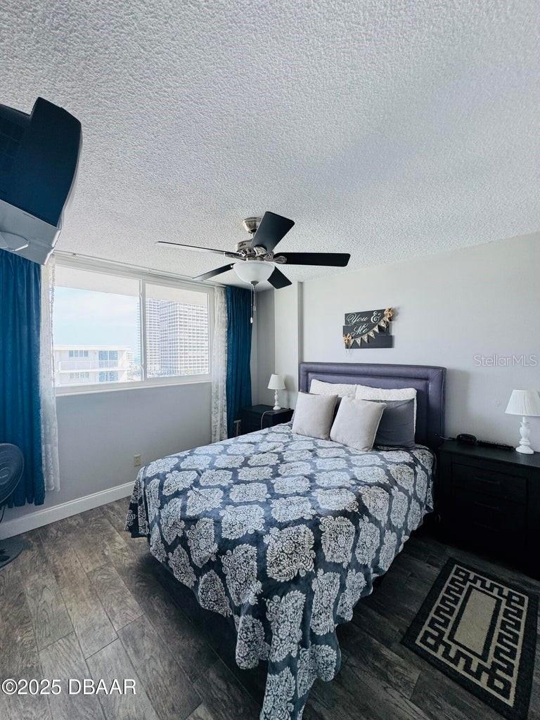 Image 18 of 32 For 2727 Atlantic Avenue 602