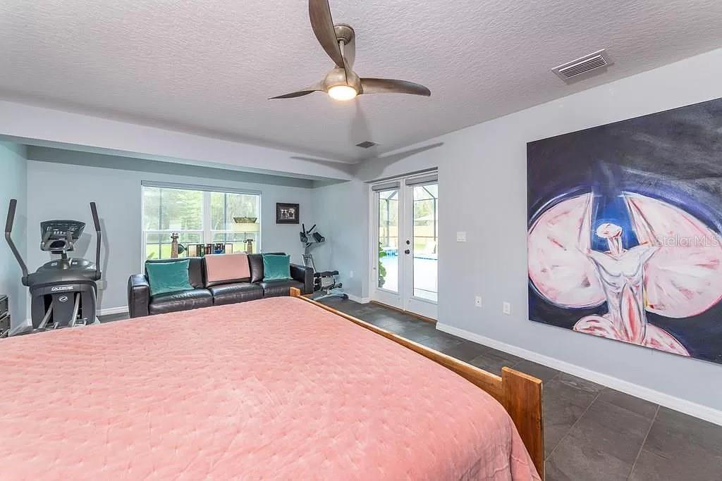 Image 11 of 28 For 6 Saint Johns Avenue