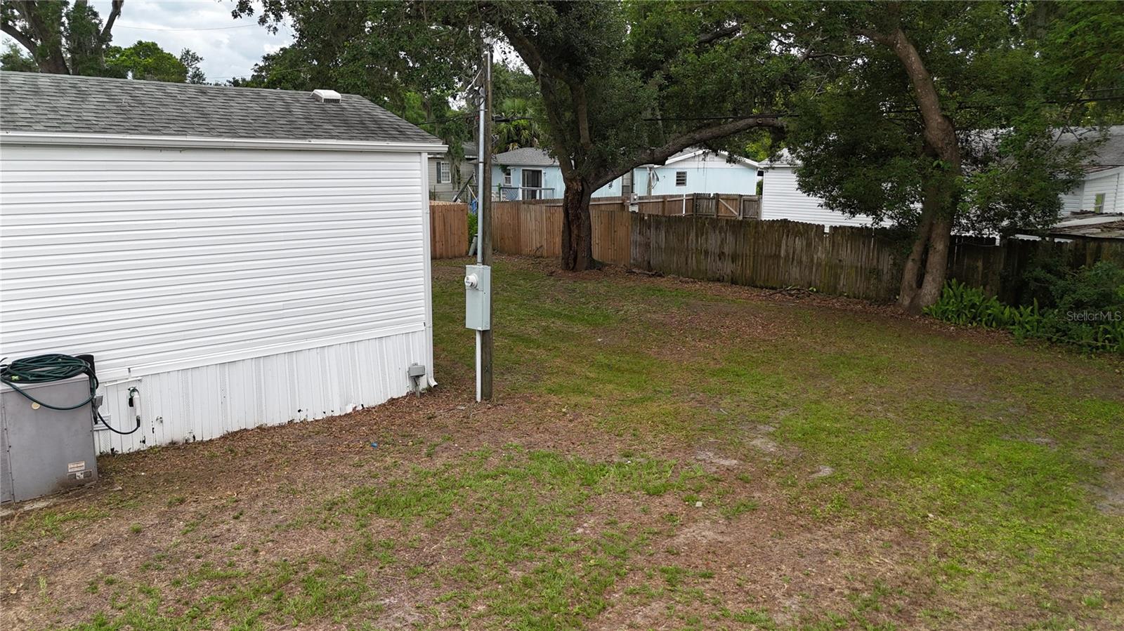 Image 21 of 24 For 1134 Bayview Lane