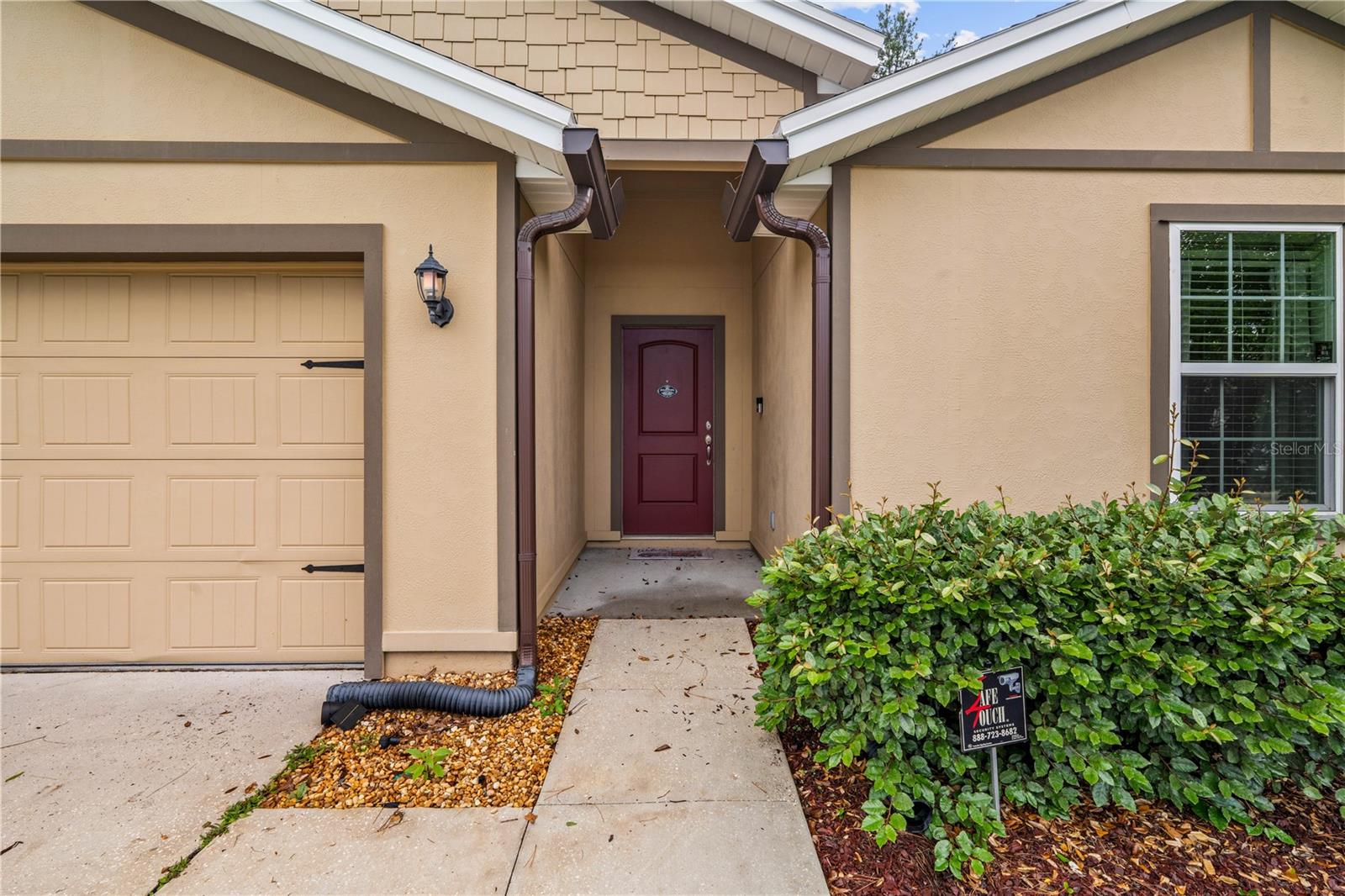 Image 2 of 40 For 8552 Lake George Circle W