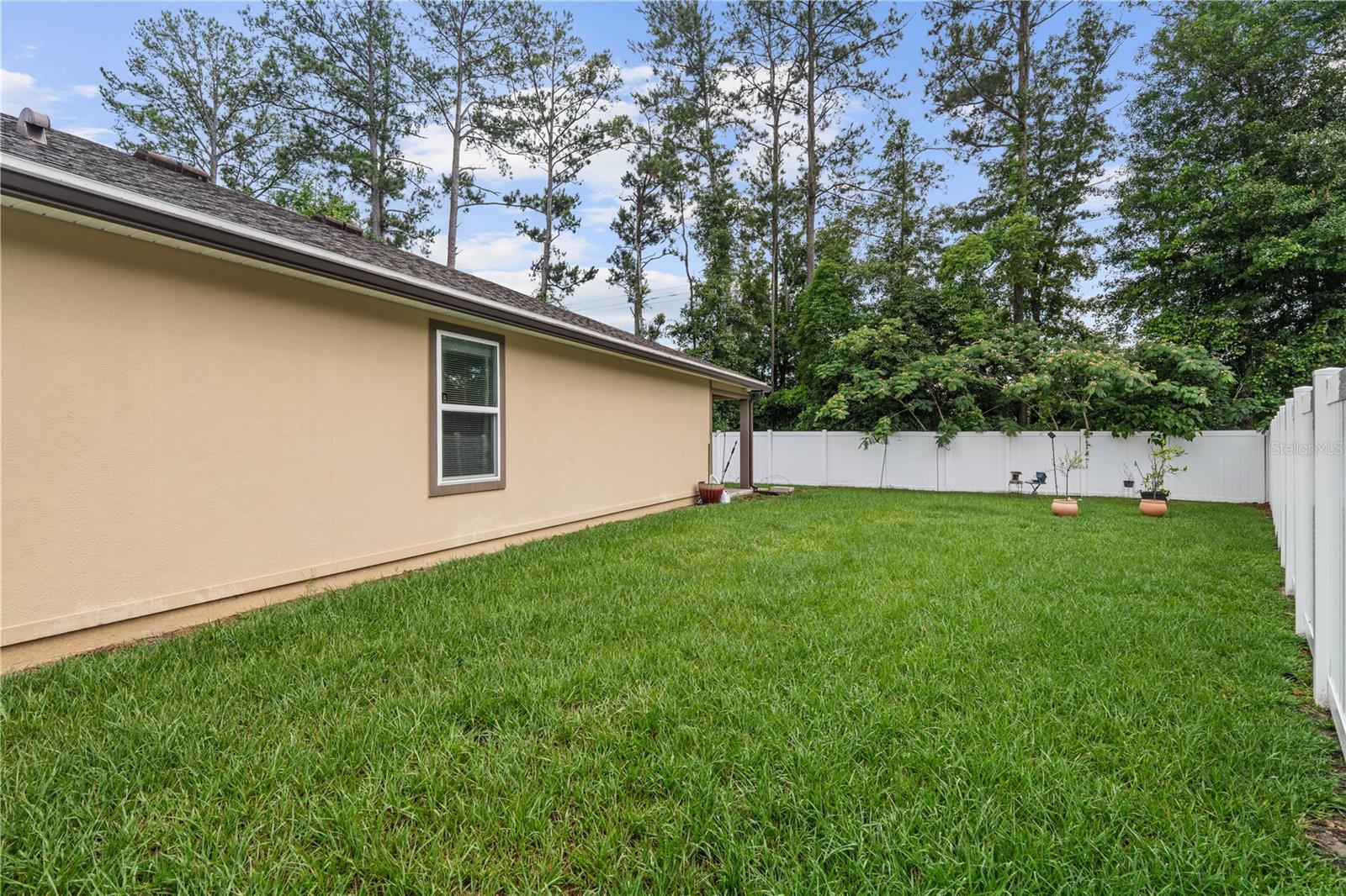 Image 32 of 40 For 8552 Lake George Circle W