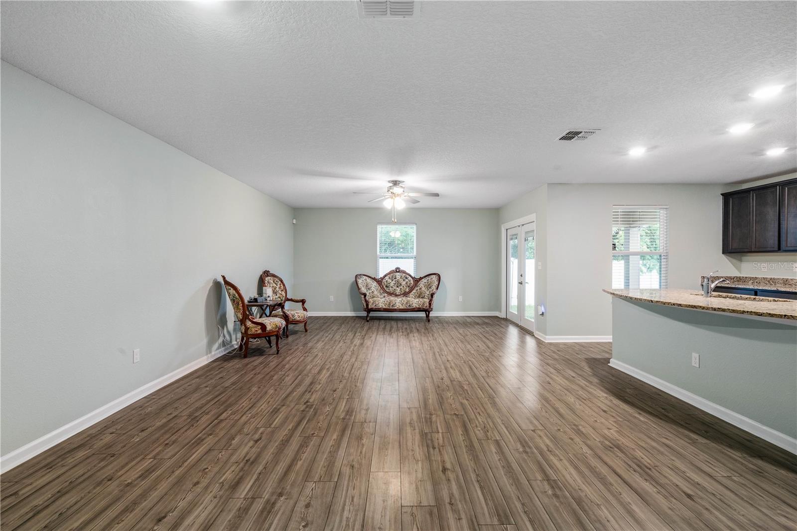 Image 9 of 40 For 8552 Lake George Circle W
