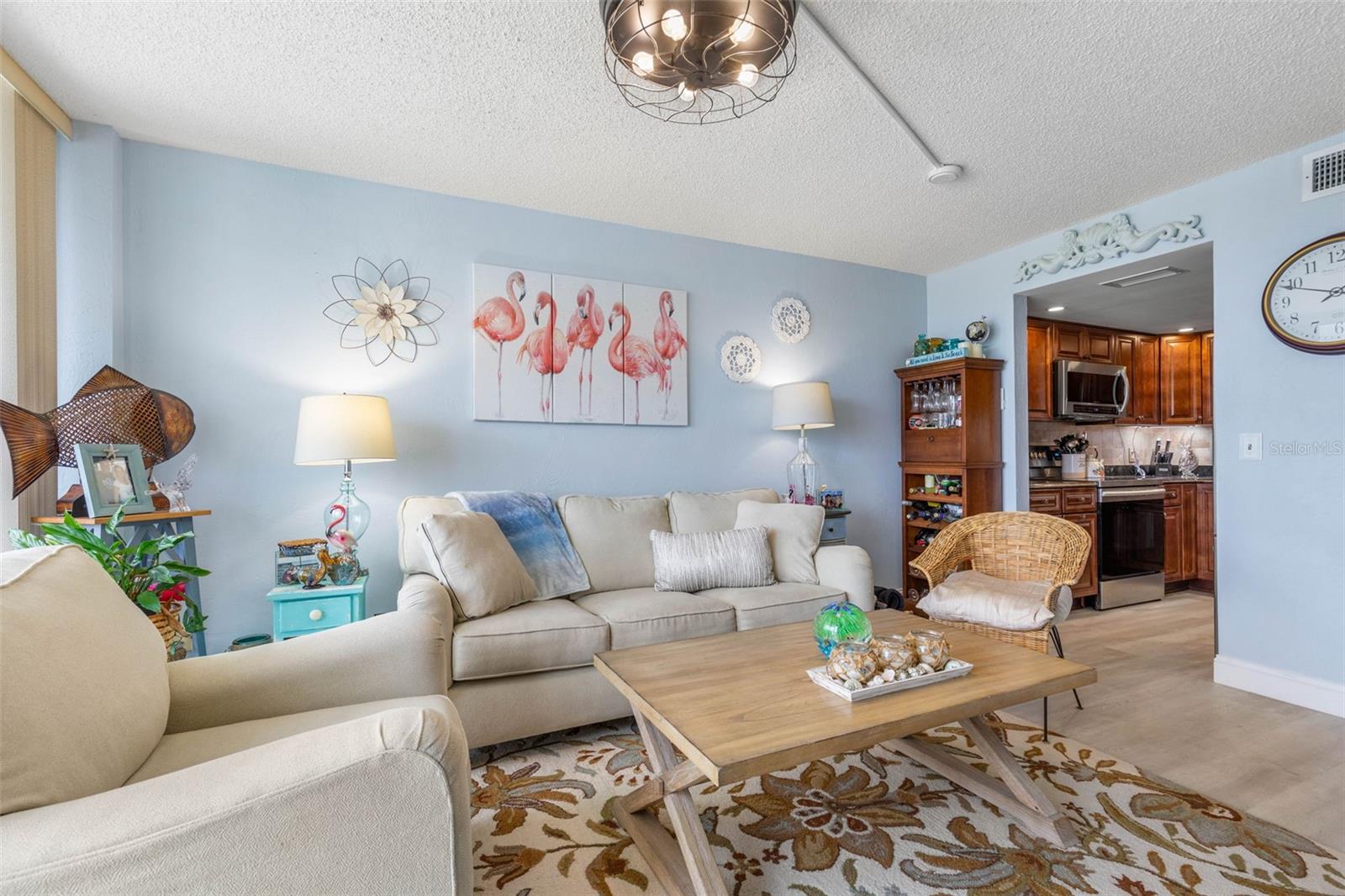 Image 6 of 53 For 3580 Ocean Shore Boulevard 210
