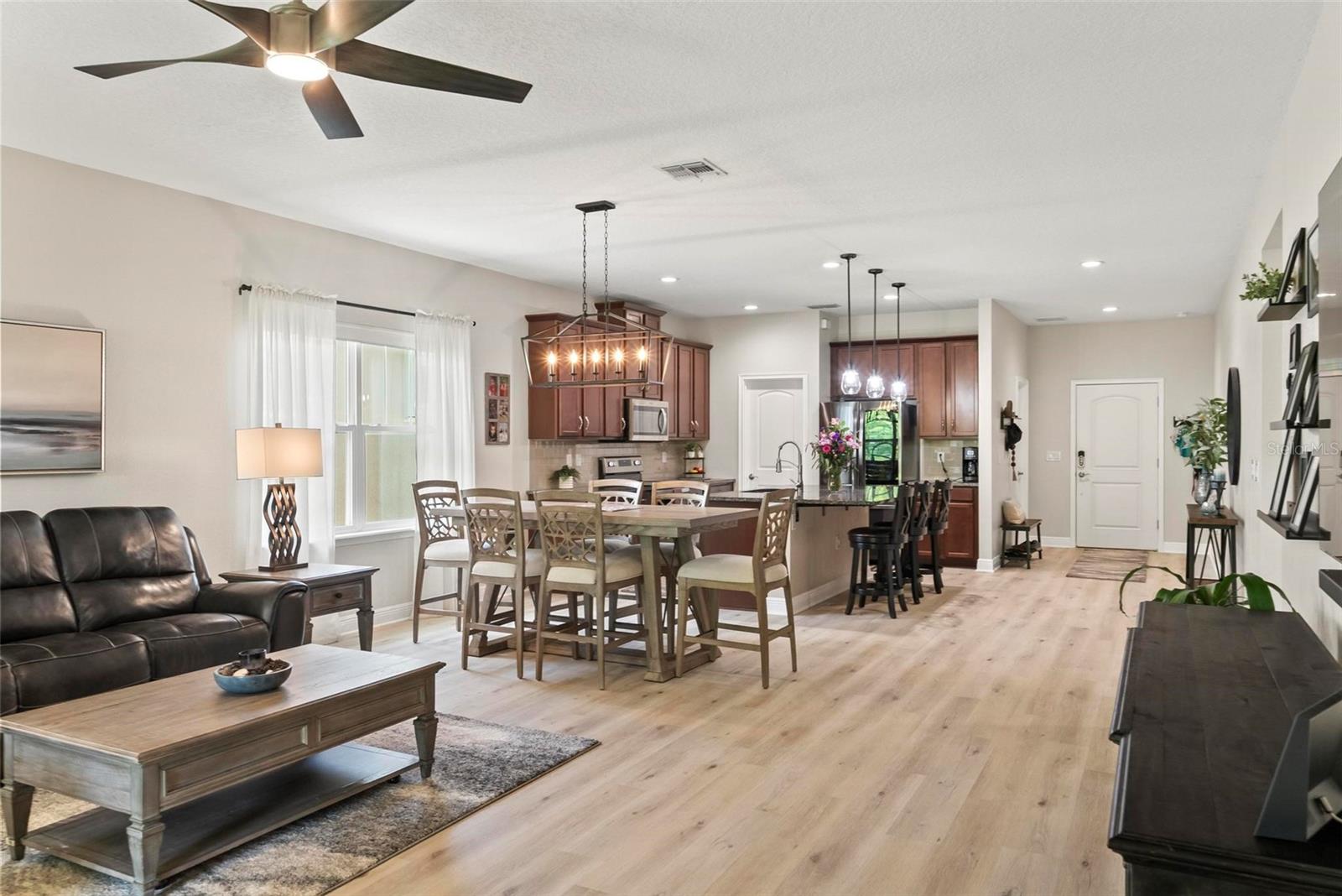 Image 26 of 62 For 5539 Estero Loop