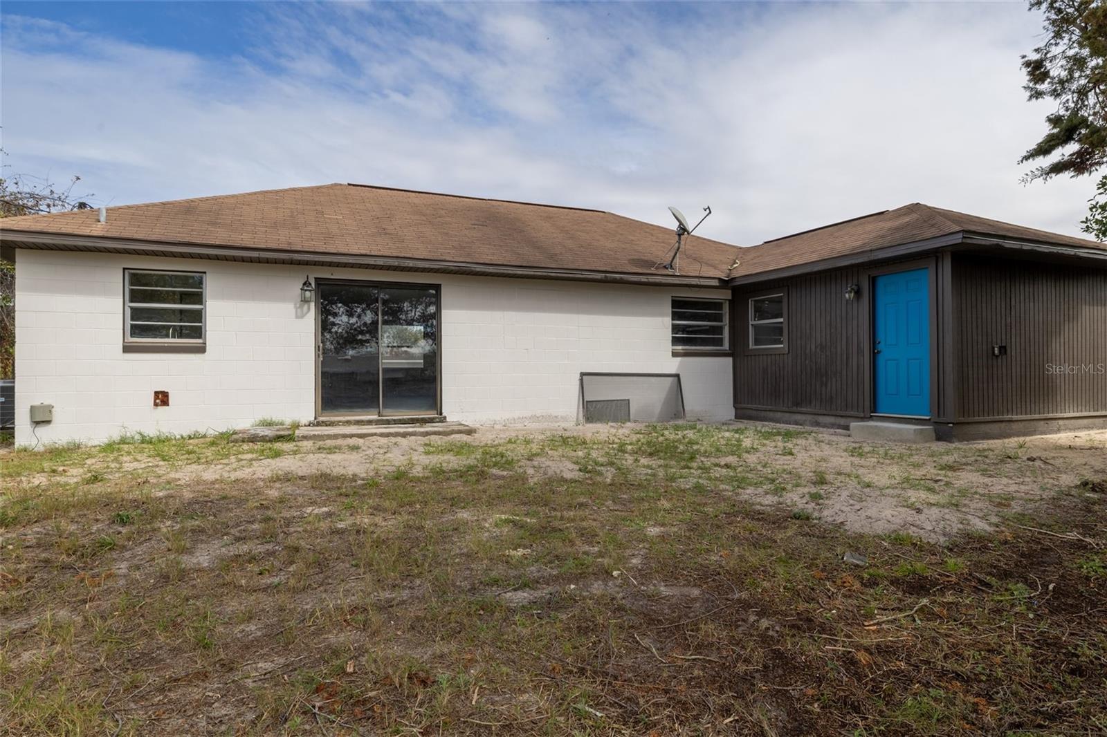 Image 18 of 19 For 1744 Valencia Avenue