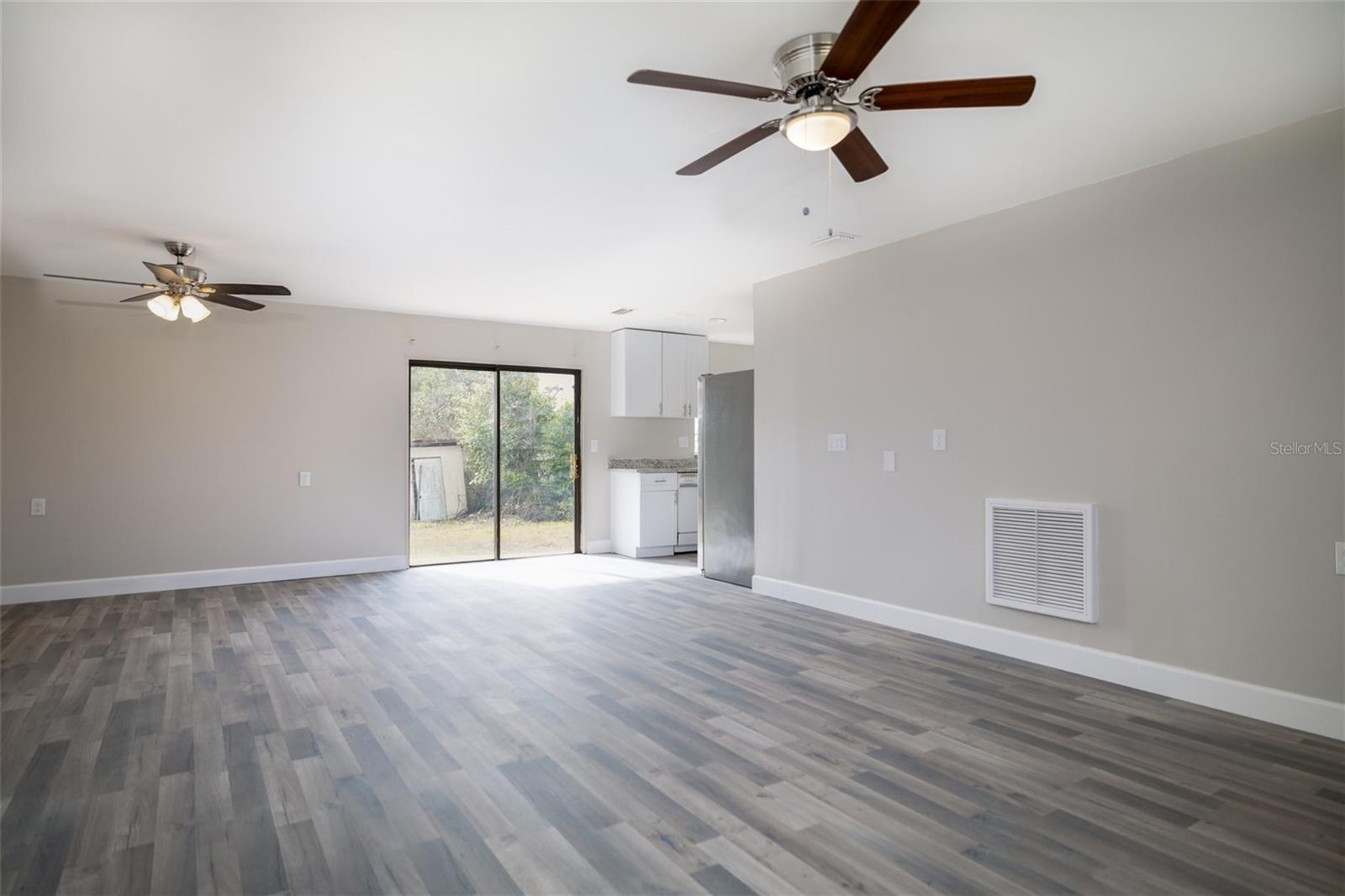 Image 4 of 19 For 1744 Valencia Avenue