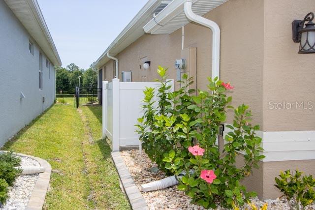 Image 39 of 50 For 37 Lagoon Way