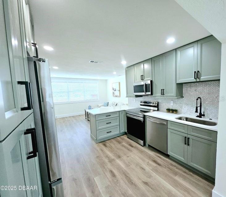 Image 10 of 41 For 68 Hibiscus Drive