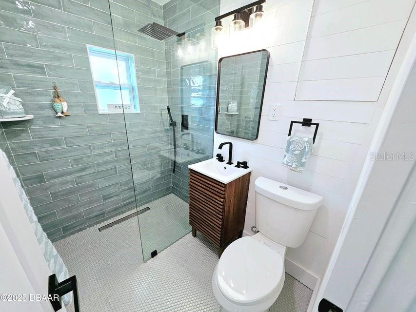 Image 17 of 41 For 68 Hibiscus Drive