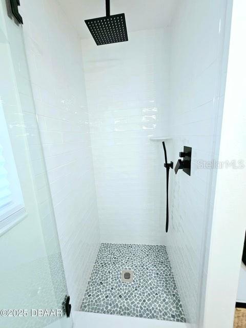 Image 21 of 41 For 68 Hibiscus Drive
