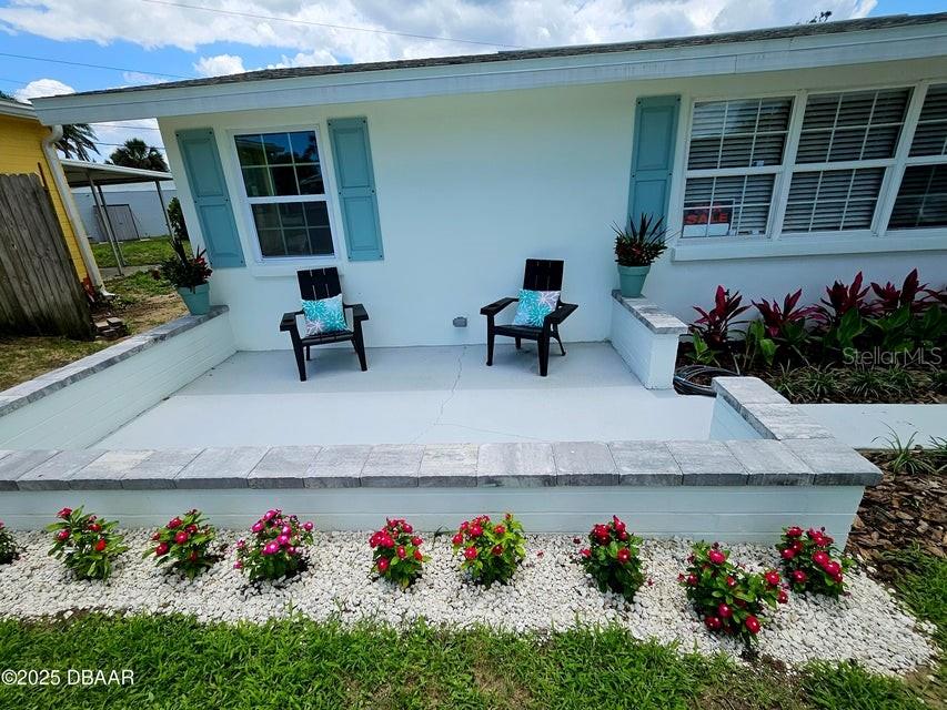 Image 4 of 41 For 68 Hibiscus Drive