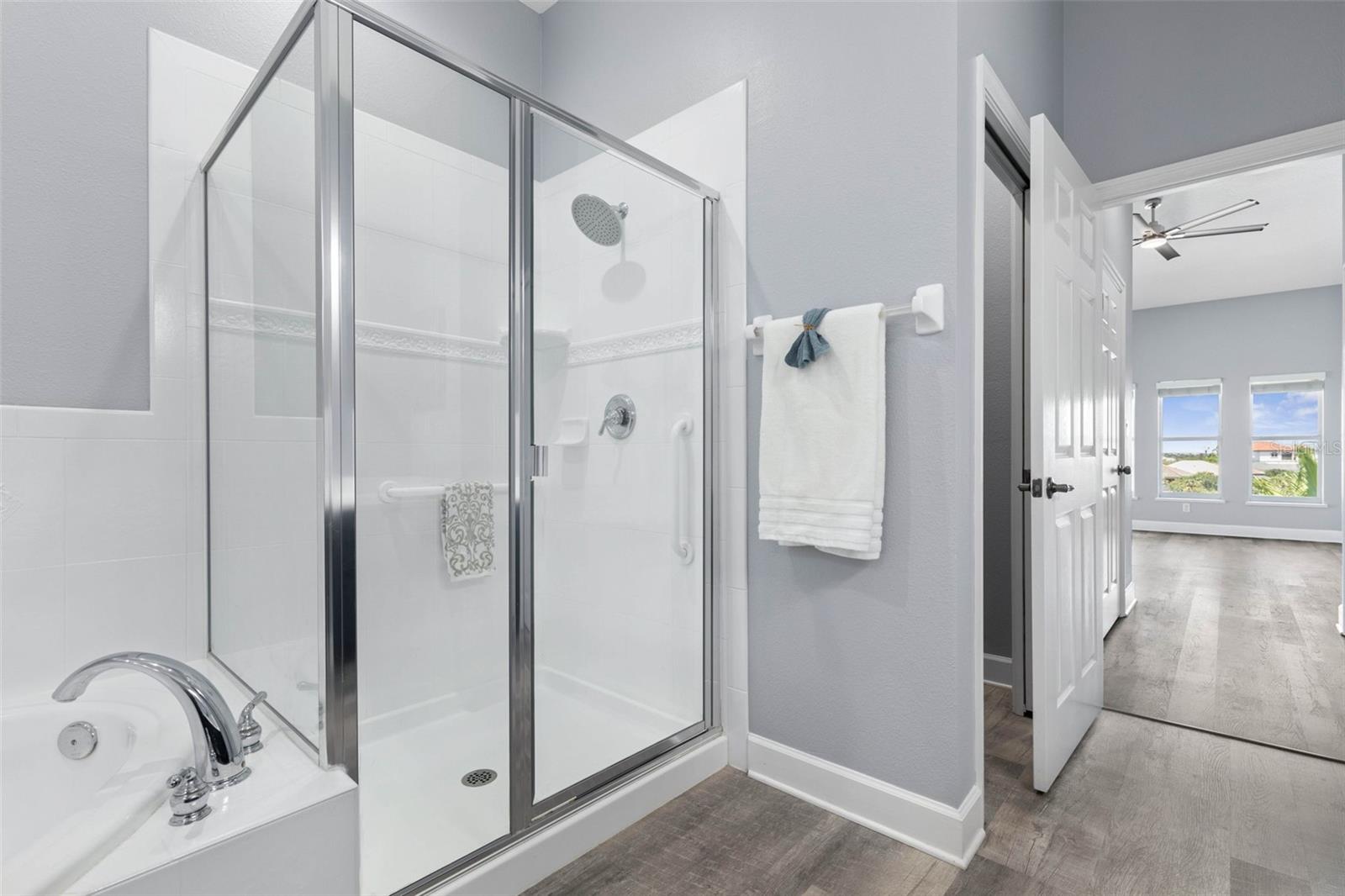 Image 34 of 100 For 95 Ocean Crest Way 531