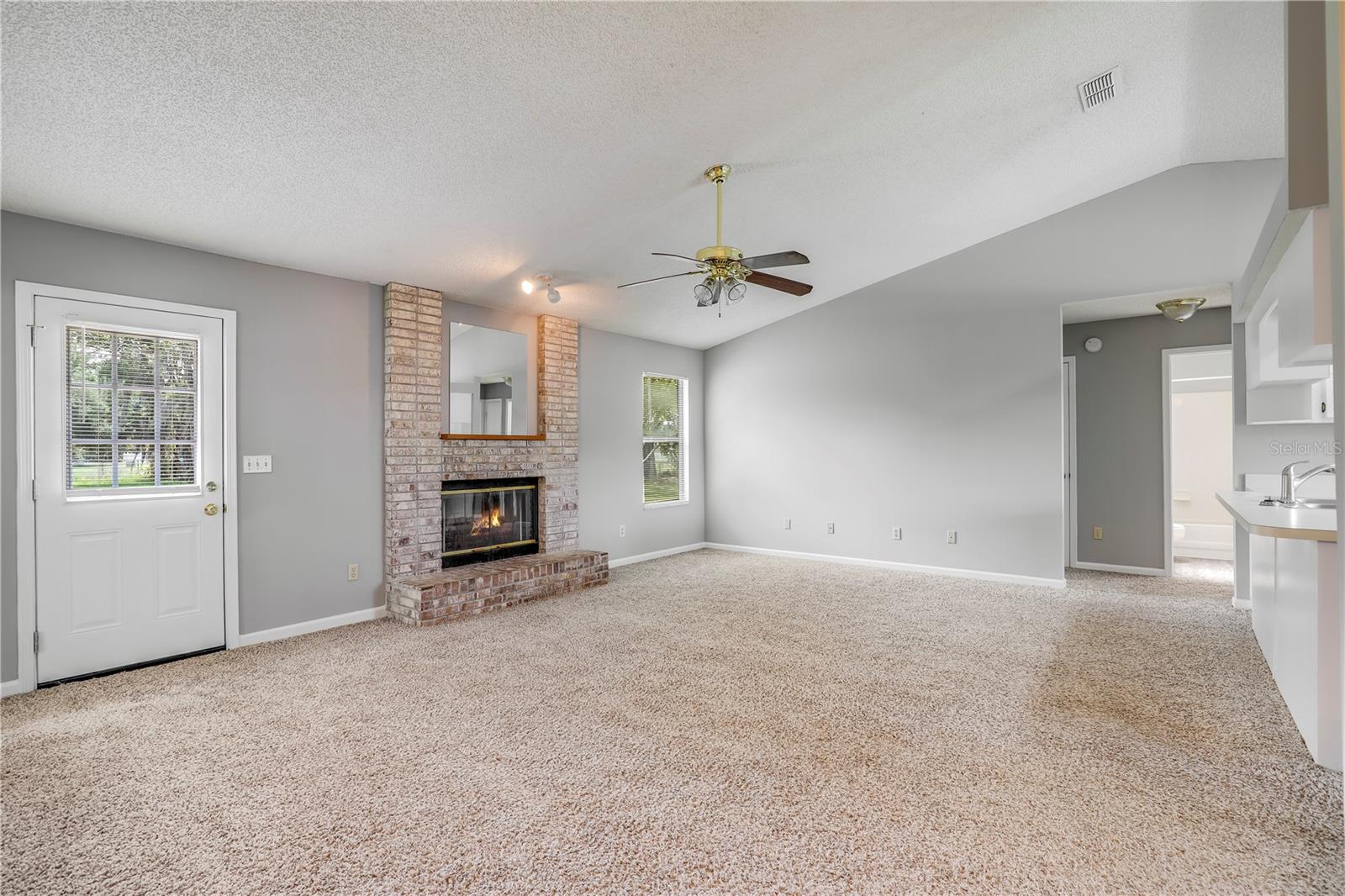 Image 12 of 38 For 2212 Cortez Court