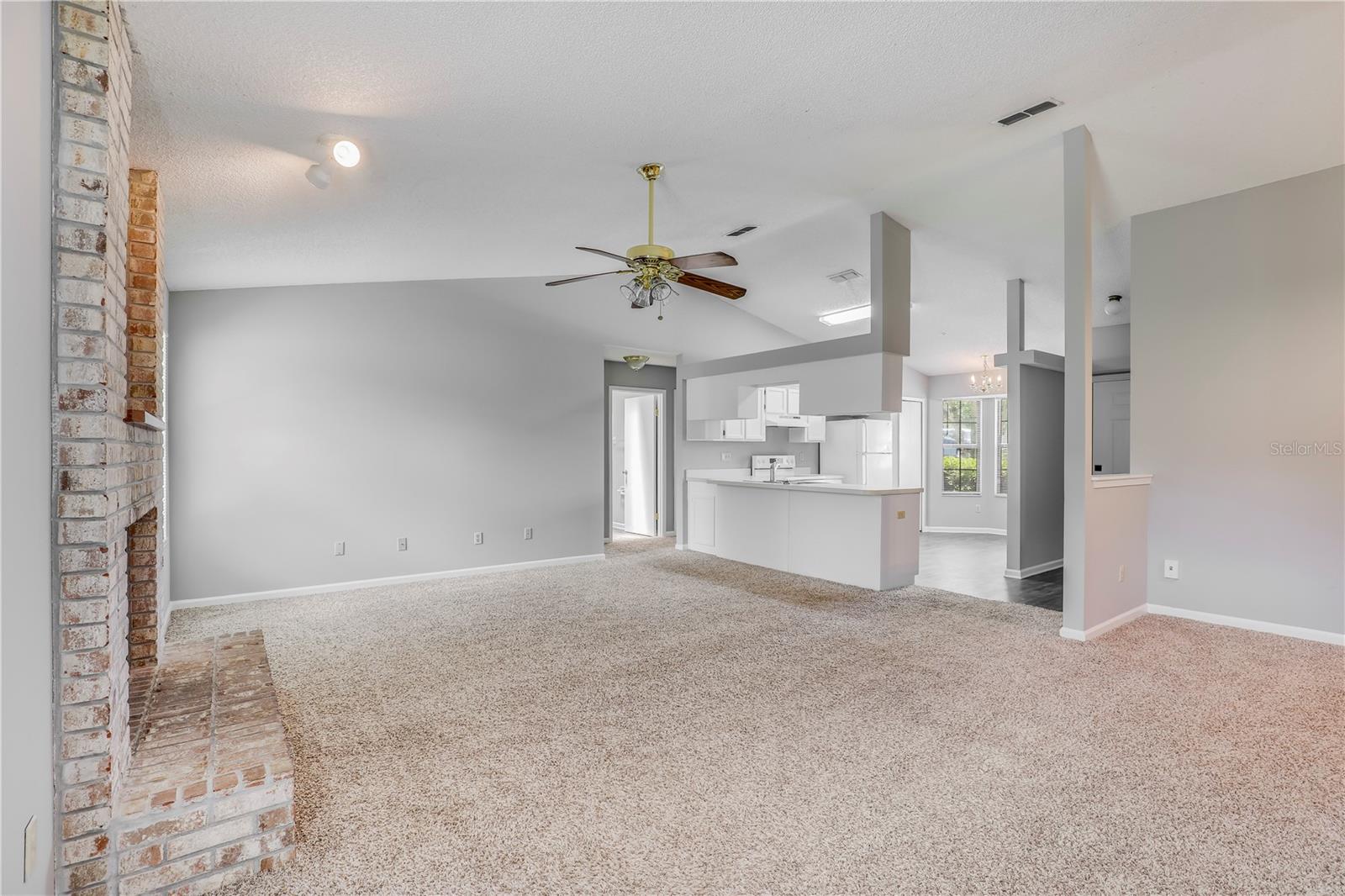 Image 13 of 38 For 2212 Cortez Court