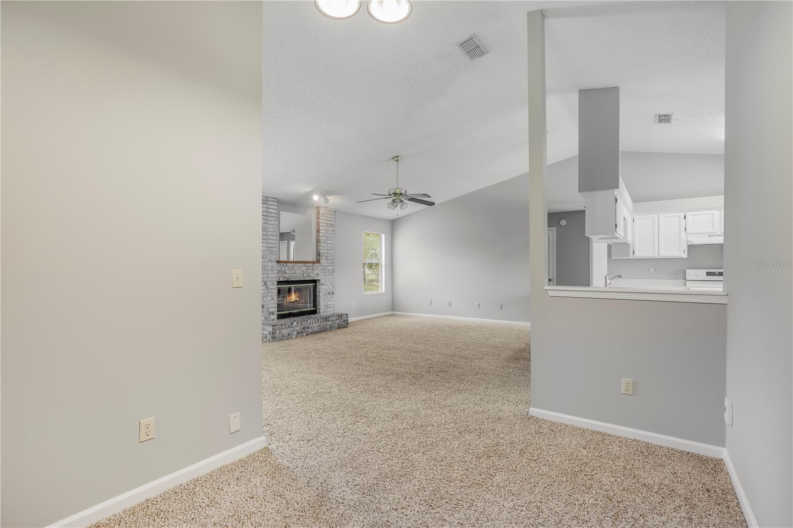 Image 15 of 38 For 2212 Cortez Court