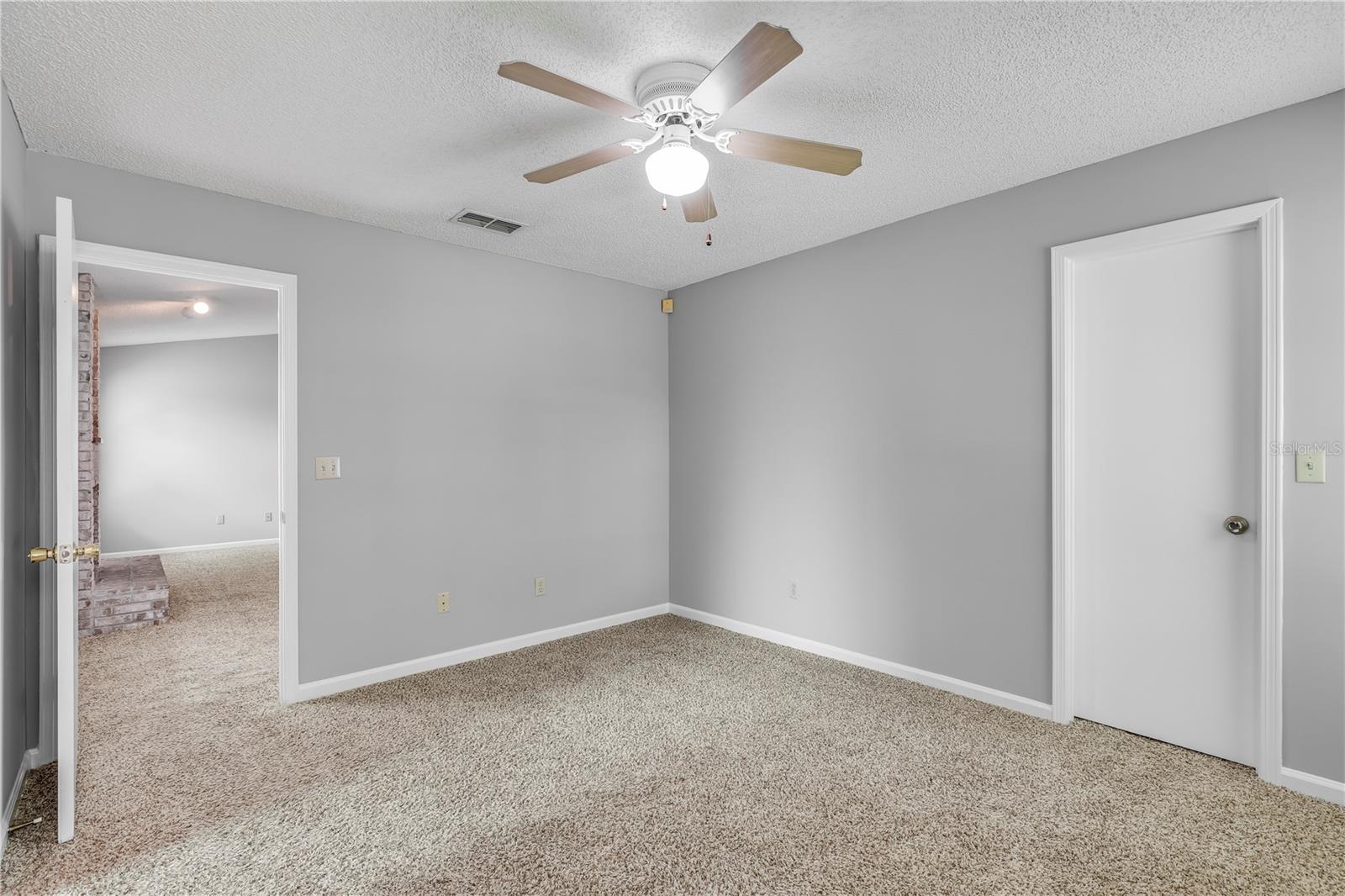 Image 17 of 38 For 2212 Cortez Court