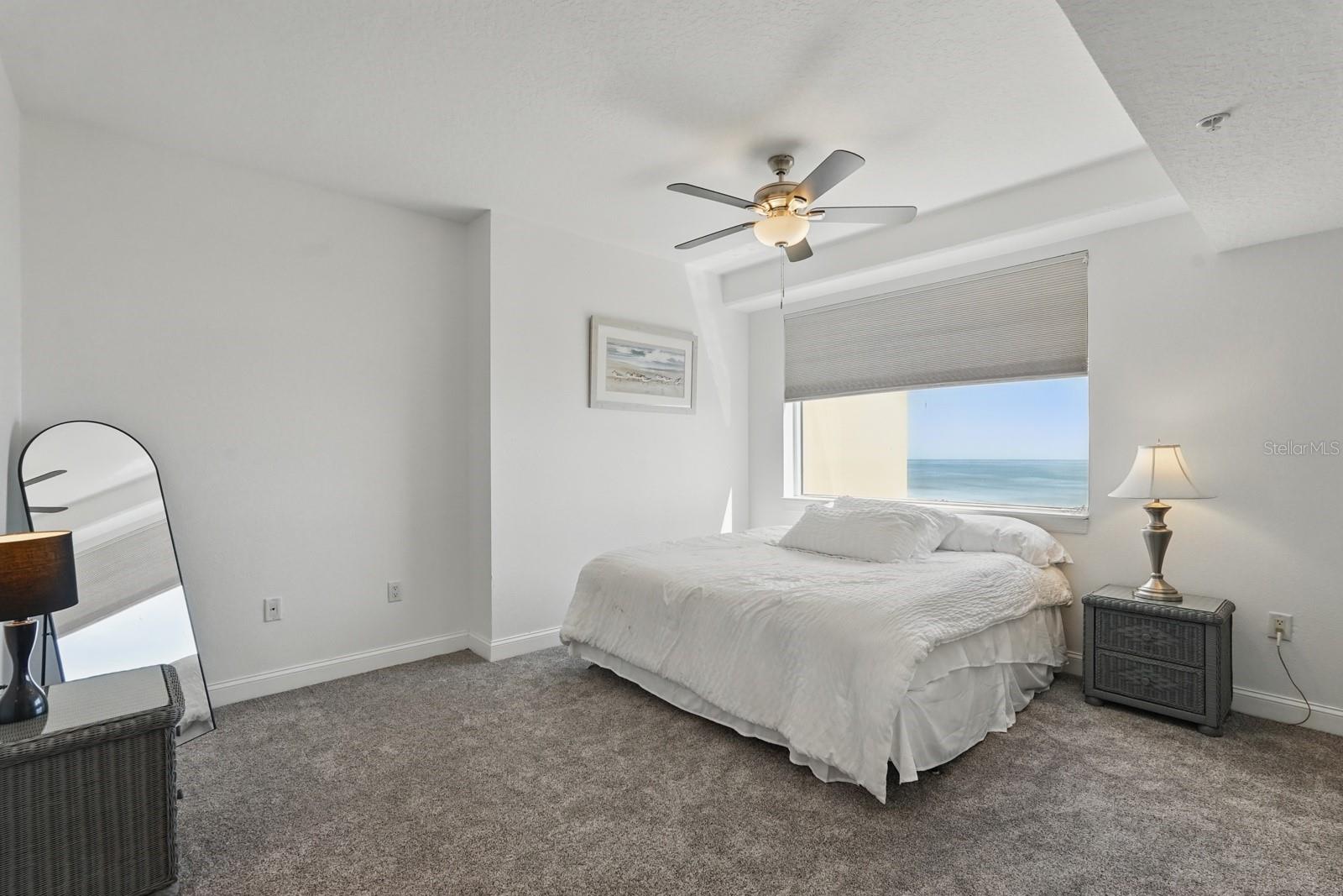 Image 19 of 40 For 80 Surfview Drive 511