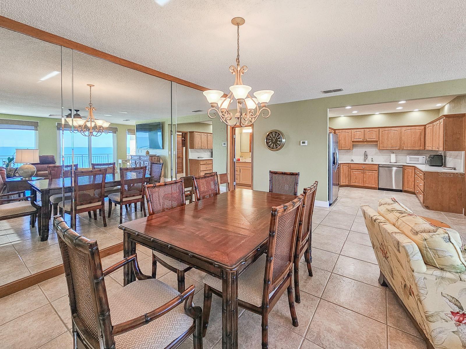 Image 13 of 38 For 2129 Ocean Shore Boulevard 2129