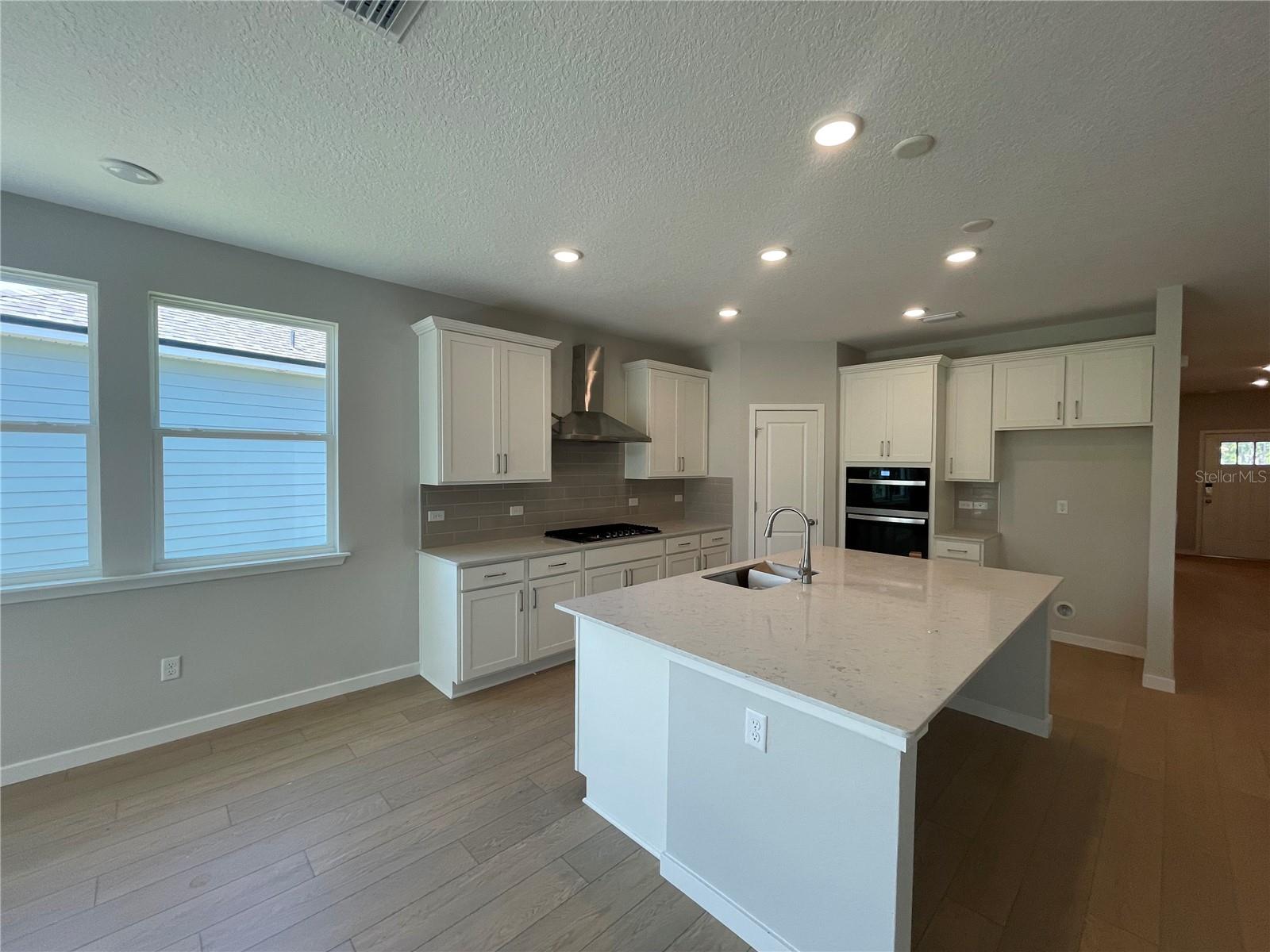 Image 23 of 40 For 43 Perseus Avenue
