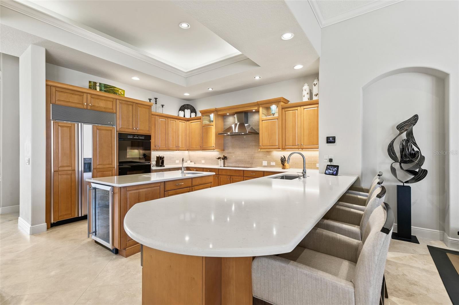 Image 15 of 79 For 77 Island Estates Parkway