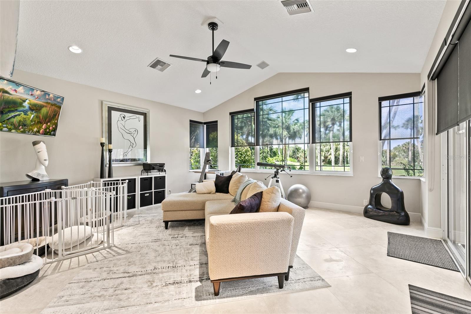 Image 40 of 79 For 77 Island Estates Parkway