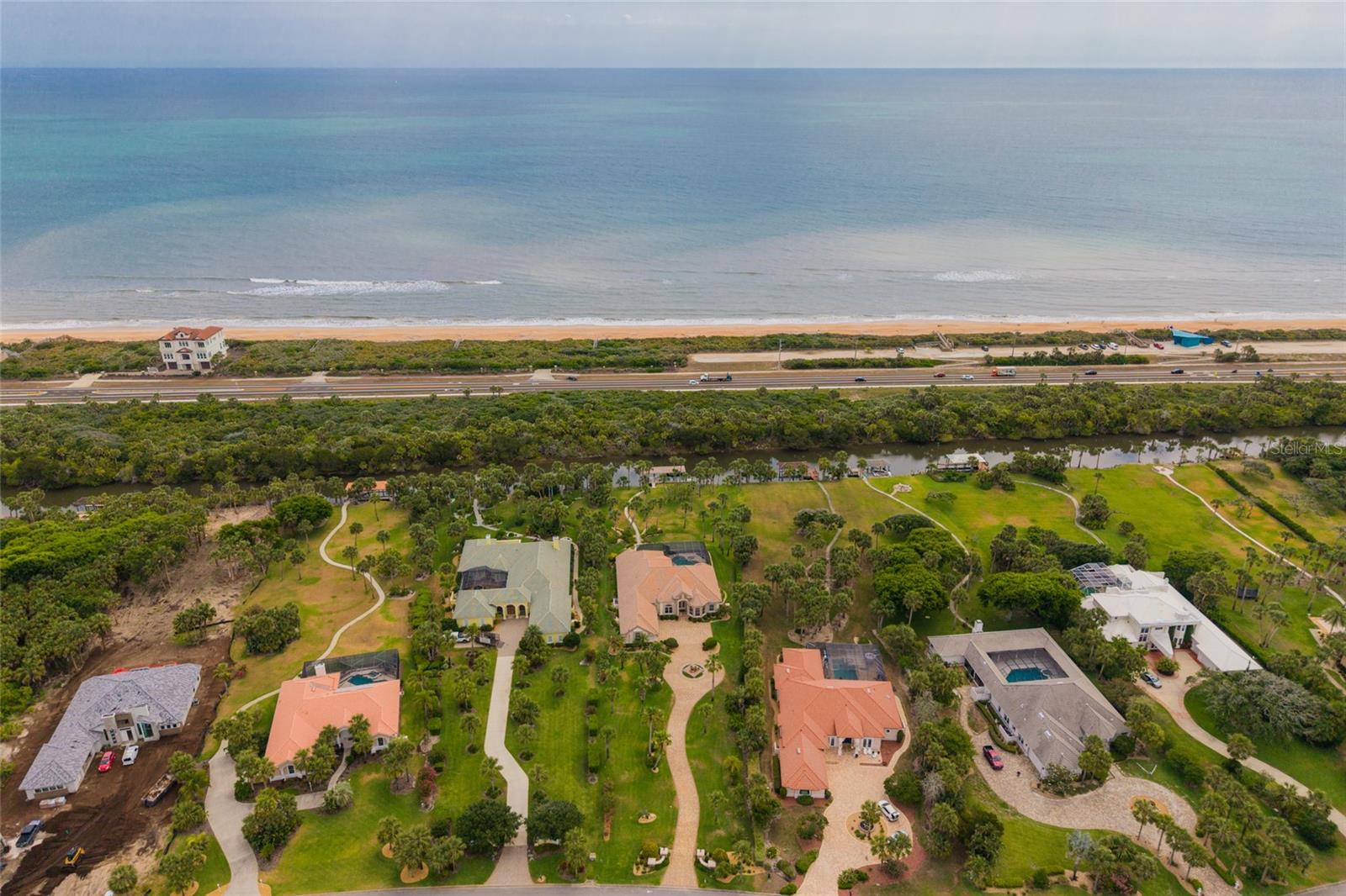 Image 51 of 79 For 77 Island Estates Parkway