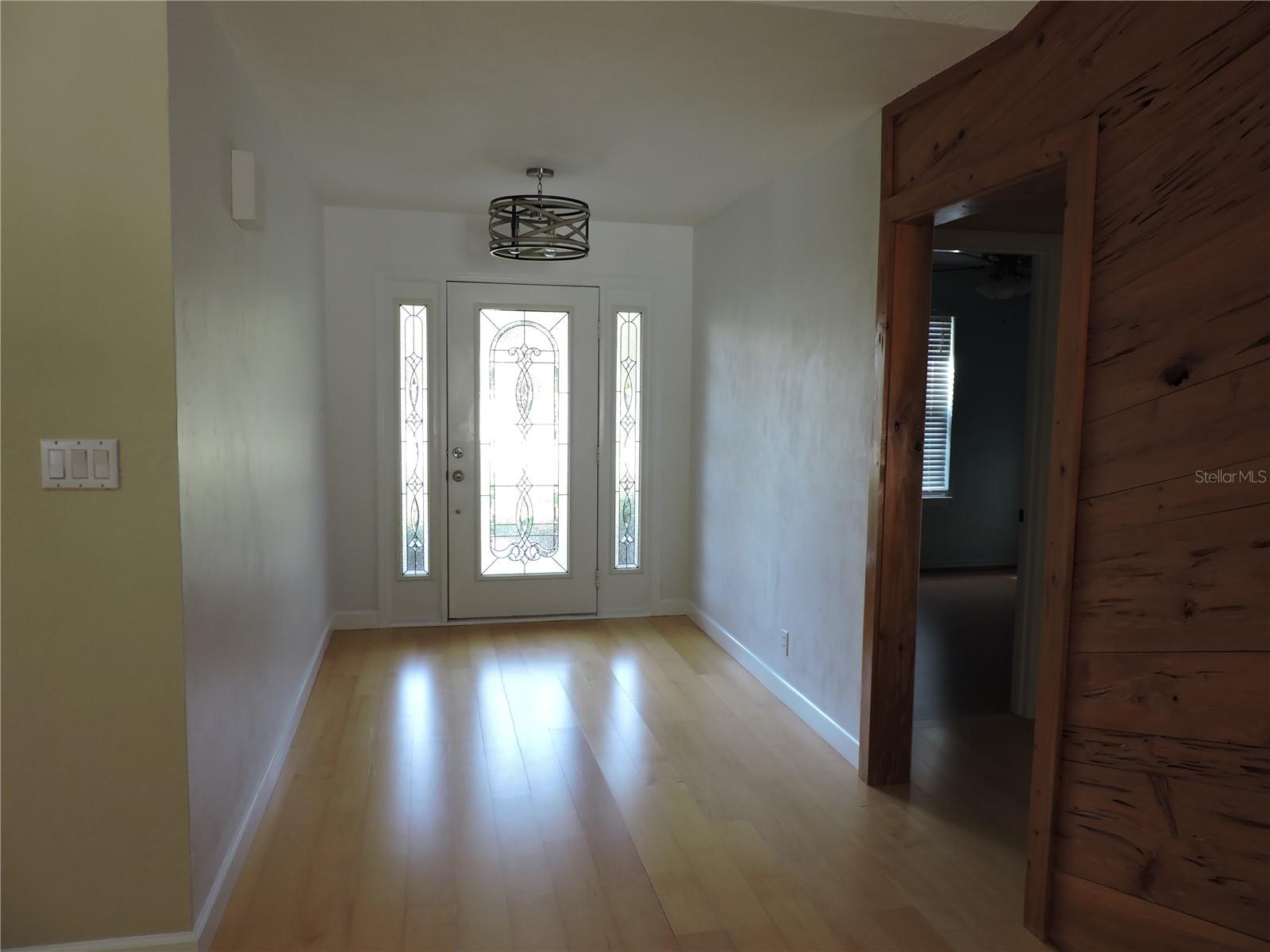 Image 2 of 38 For 543 Sandy Oaks Boulevard