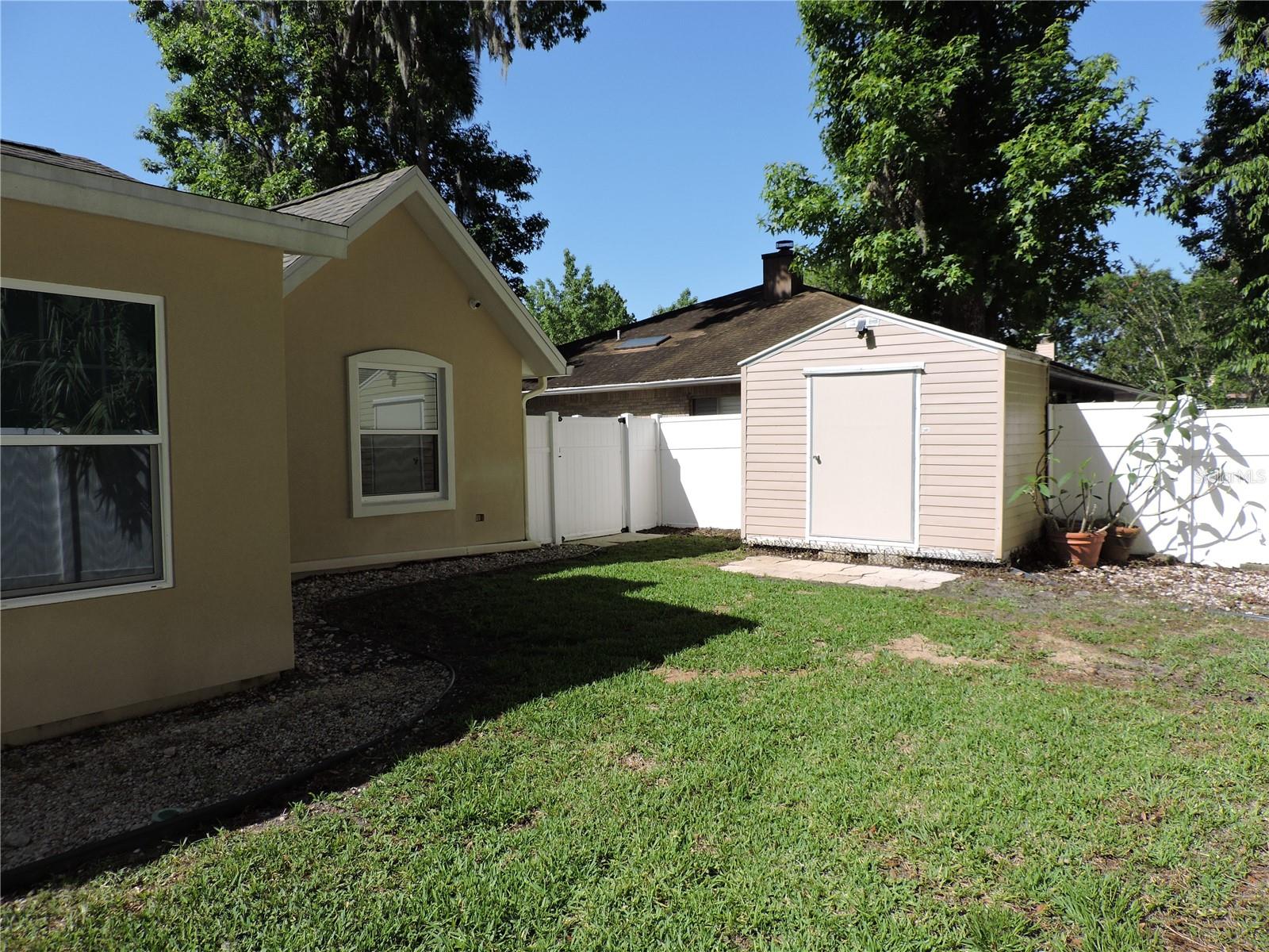Image 28 of 38 For 543 Sandy Oaks Boulevard