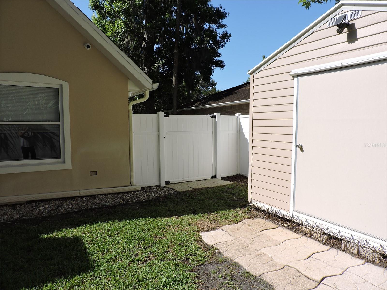Image 30 of 38 For 543 Sandy Oaks Boulevard