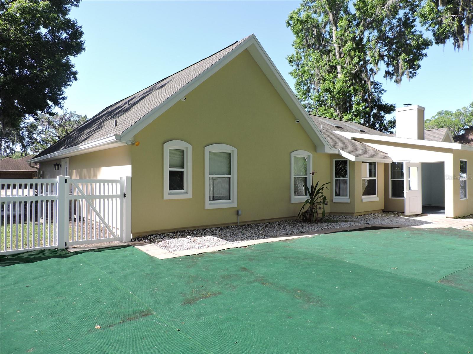 Image 33 of 38 For 543 Sandy Oaks Boulevard