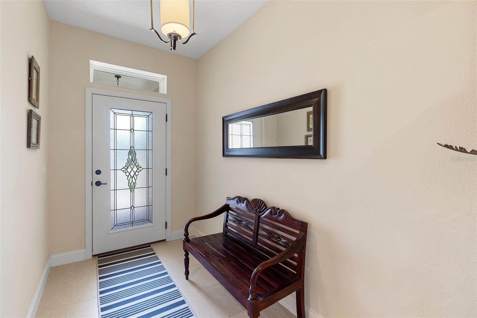 Image 4 of 47 For 21 Park Place Circle