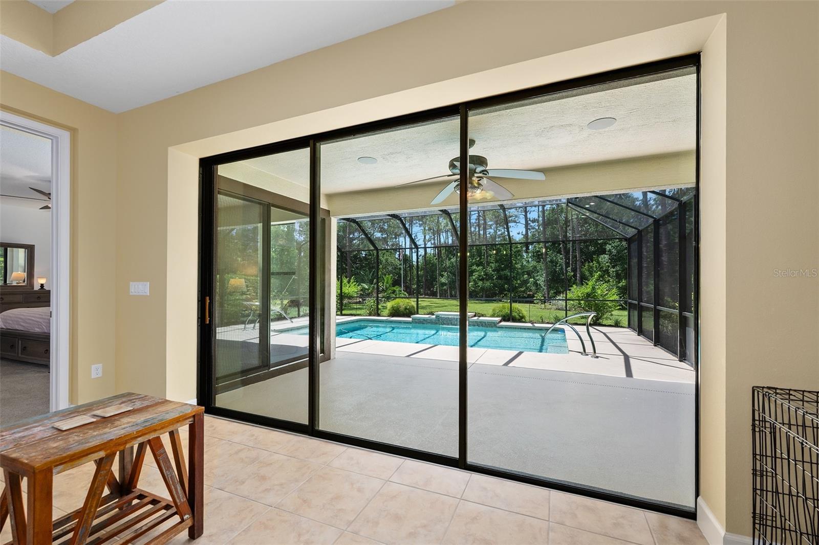 Image 16 of 73 For 27 Bay Court