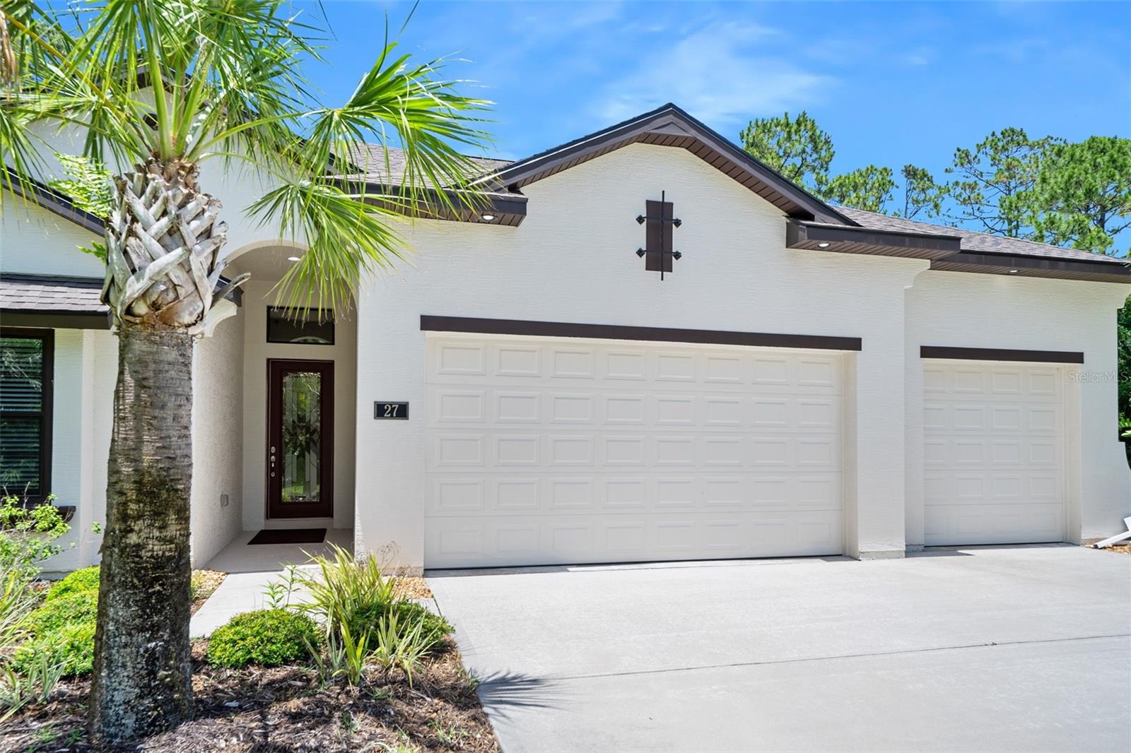 Image 39 of 73 For 27 Bay Court