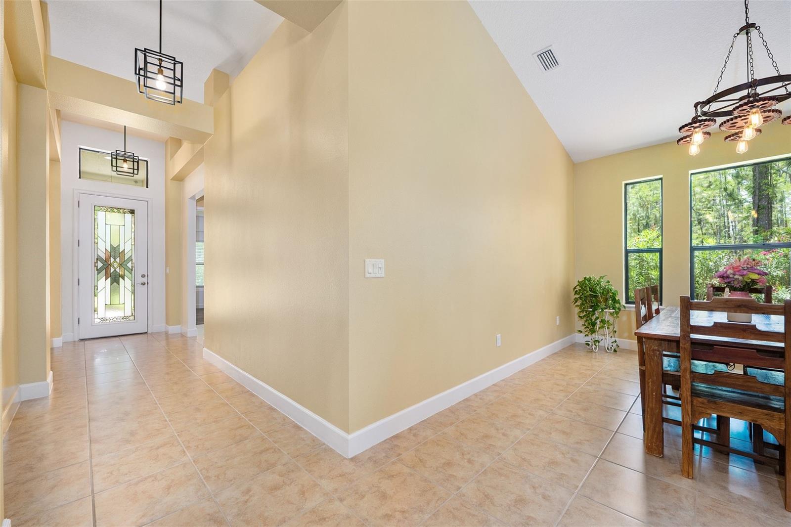 Image 4 of 73 For 27 Bay Court