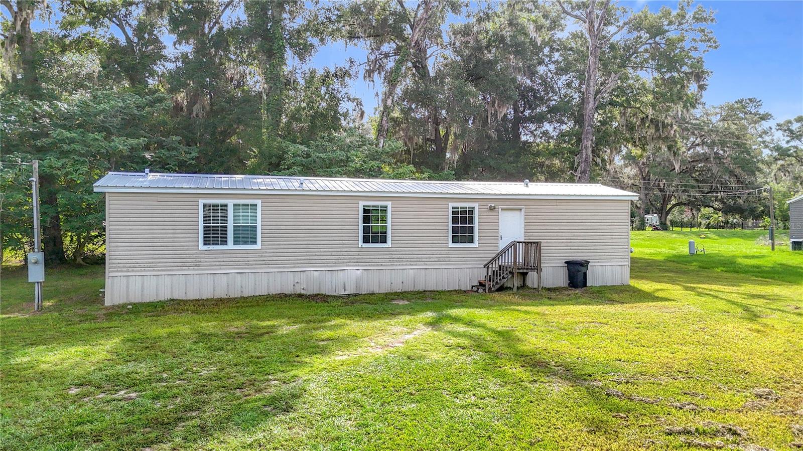 Image 2 of 41 For 15965 44th Avenue Road