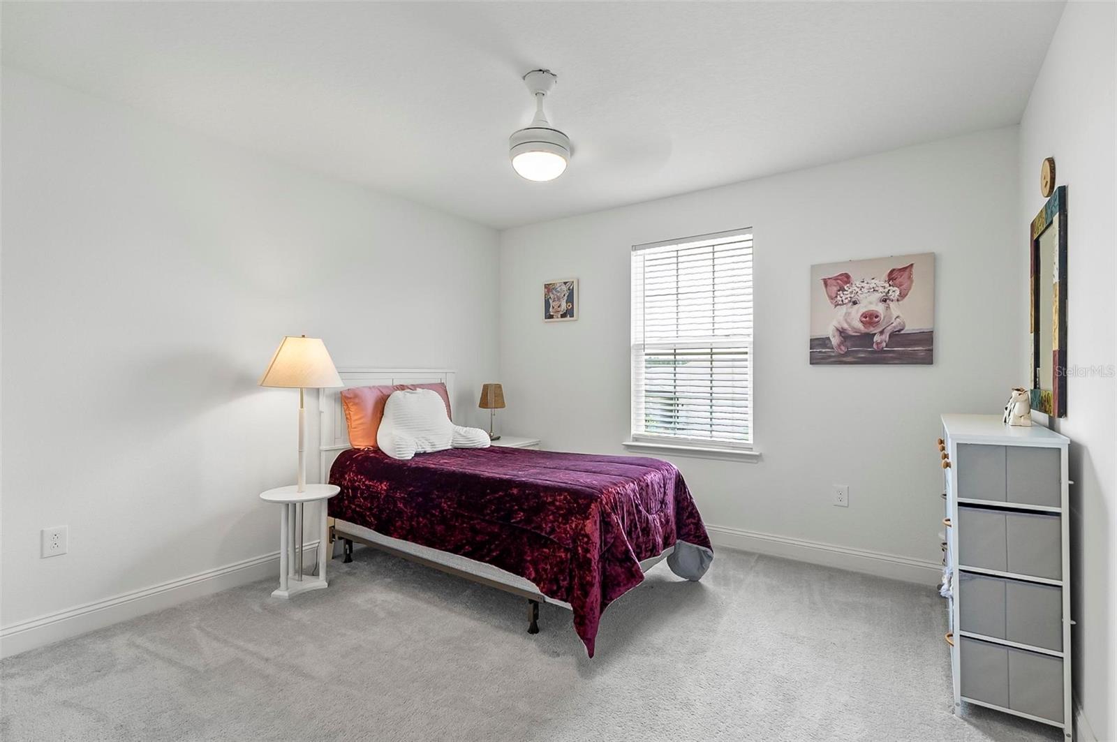 Image 21 of 55 For 40 Oakleaf Way