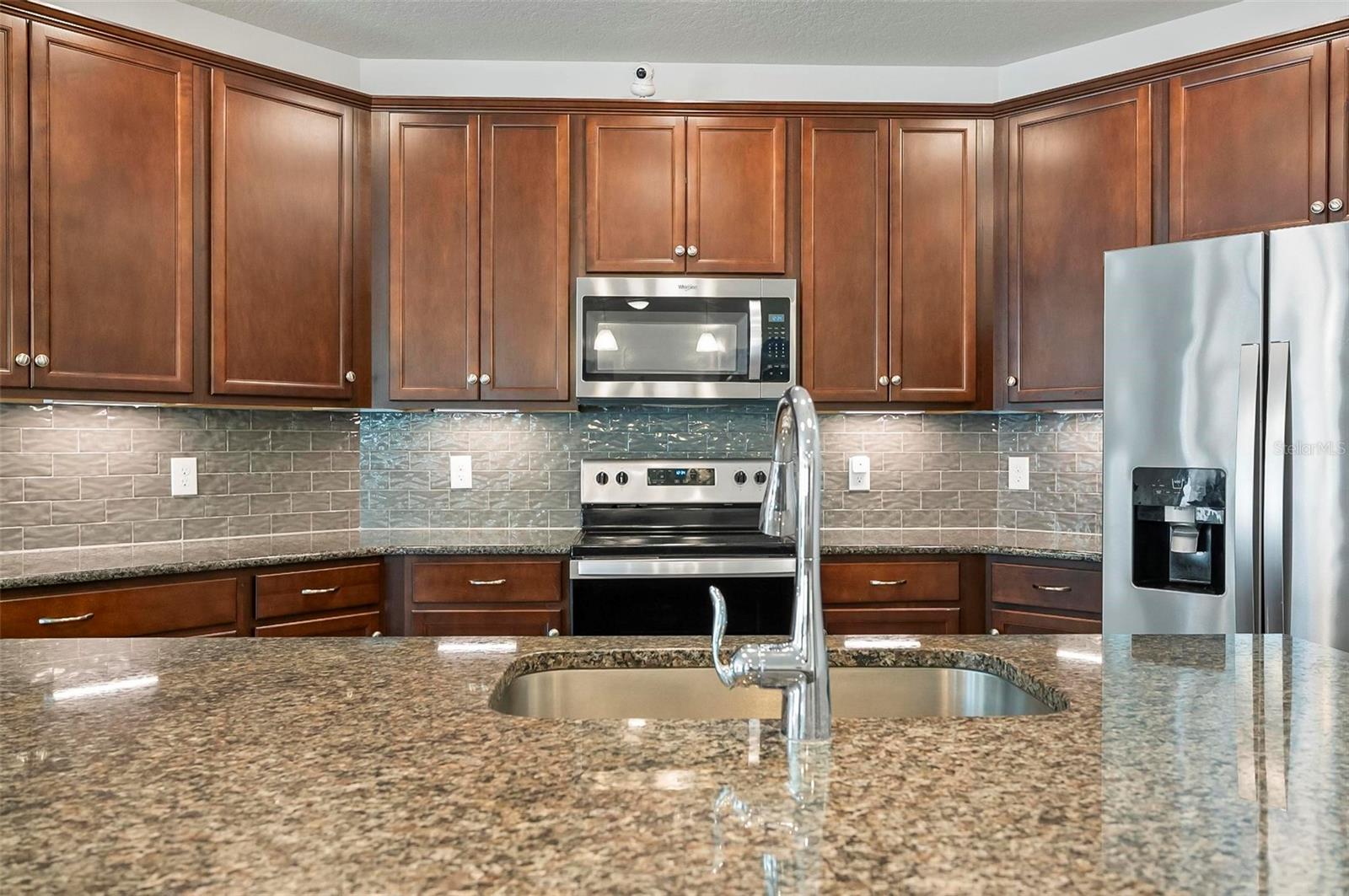 Image 5 of 55 For 40 Oakleaf Way