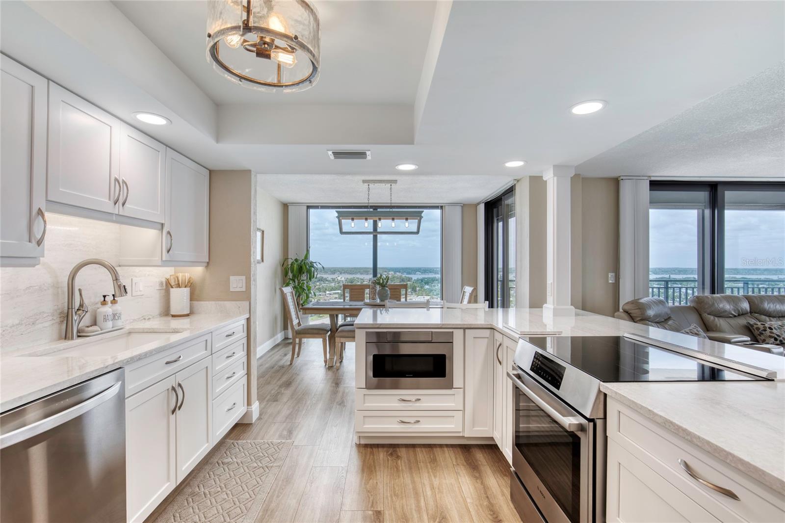 Image 3 of 59 For 1239 Ocean Shore Boulevard 11d