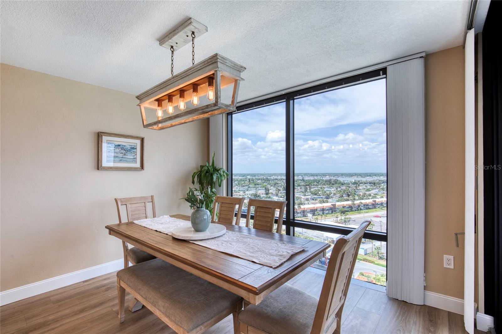 Image 30 of 59 For 1239 Ocean Shore Boulevard 11d