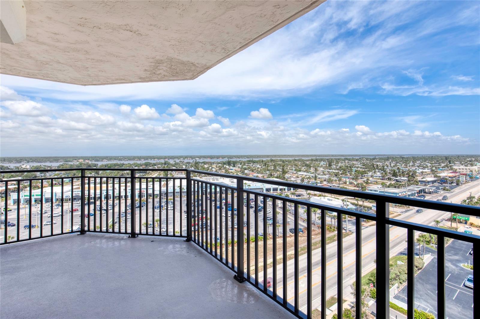 Image 46 of 59 For 1239 Ocean Shore Boulevard 11d