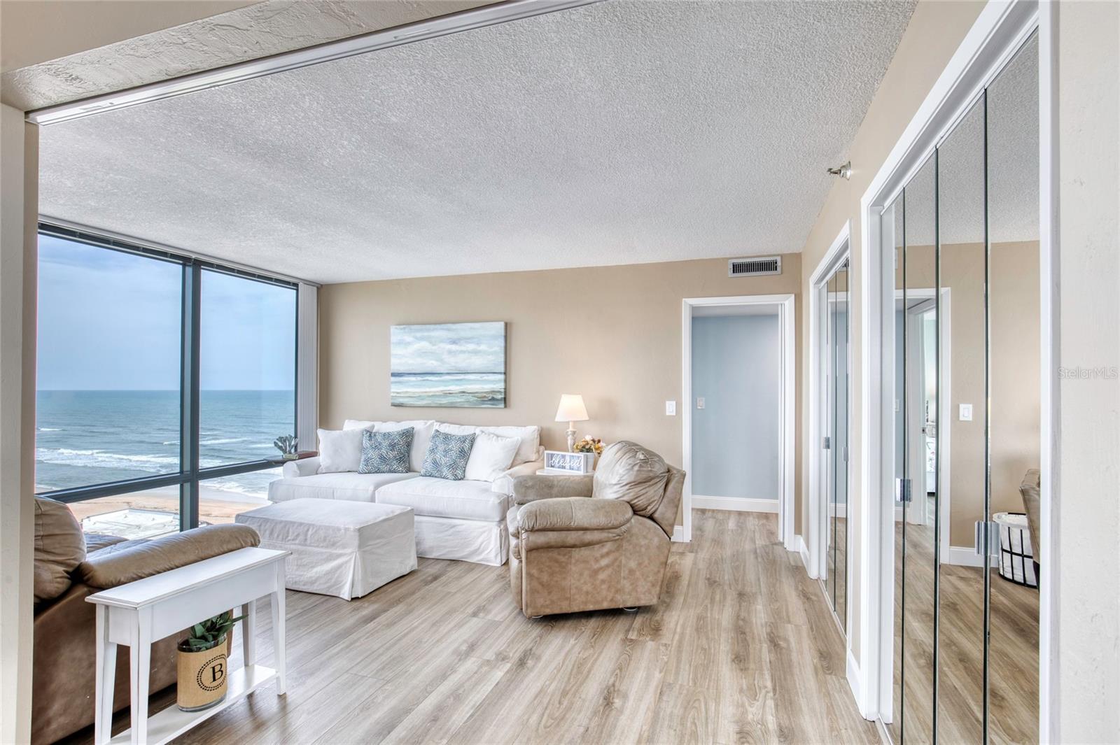 Image 5 of 59 For 1239 Ocean Shore Boulevard 11d