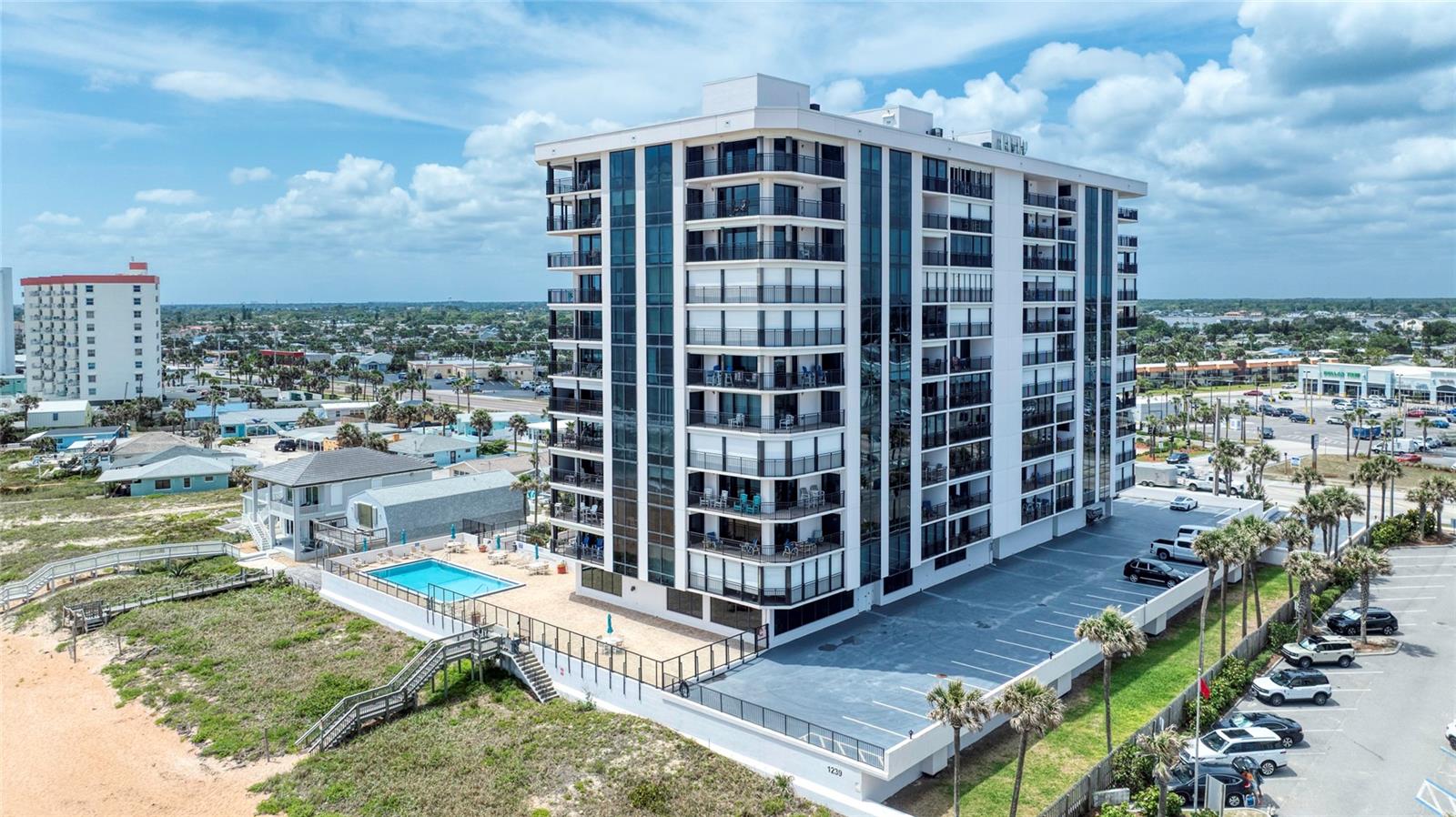 Image 56 of 59 For 1239 Ocean Shore Boulevard 11d